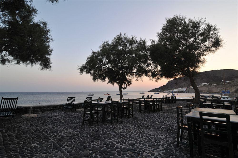 Akrotiri Hotel Exterior foto