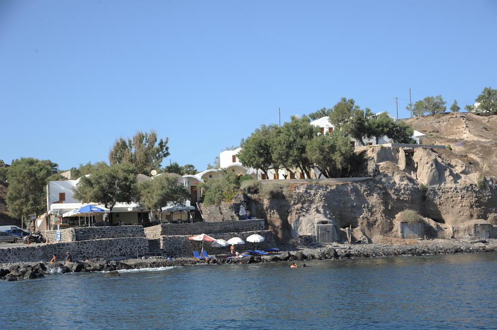 Akrotiri Hotel Exterior foto